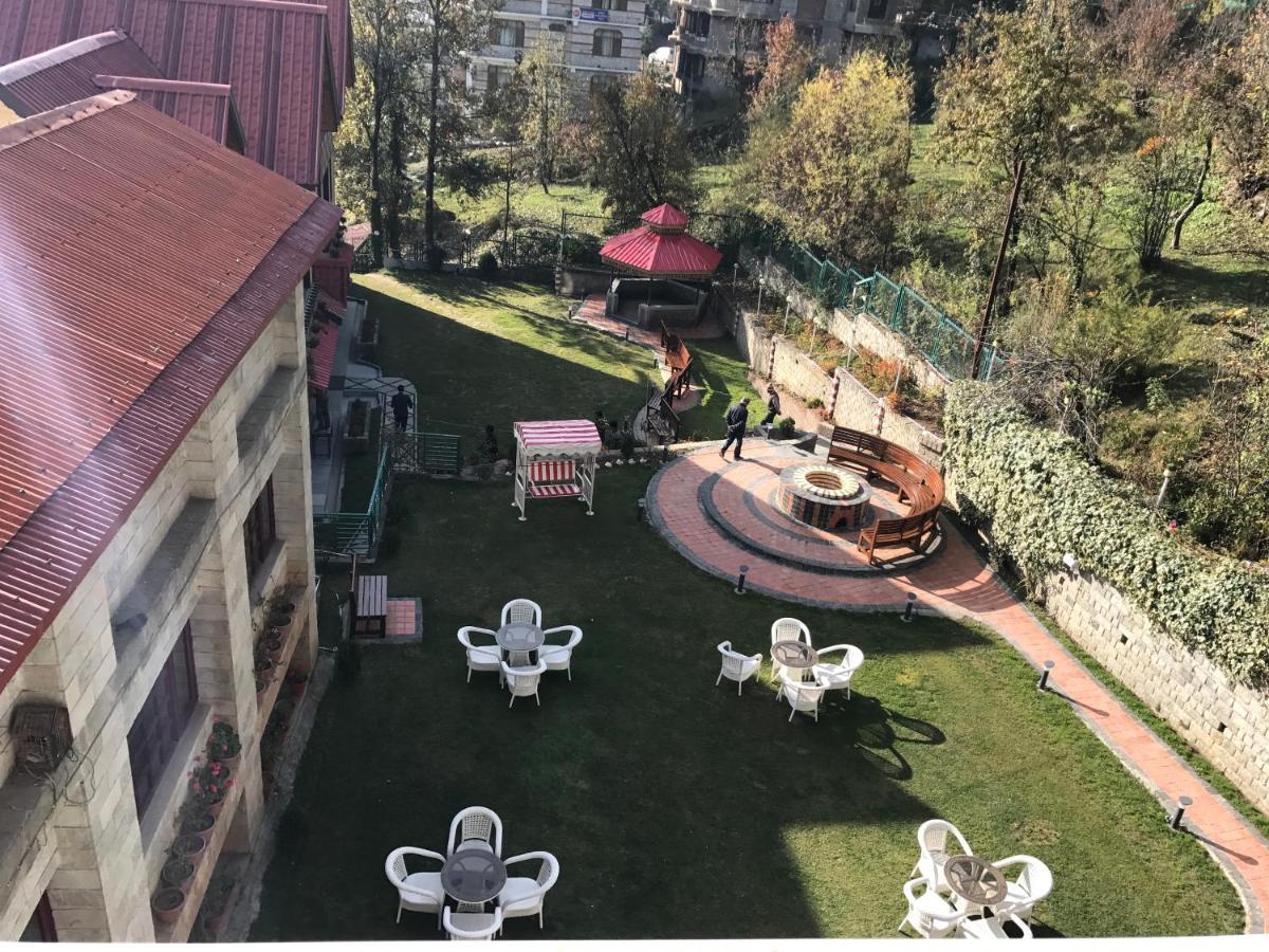 Shingar Regency Hotell Manāli Exteriör bild